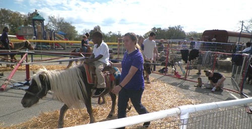 Anderson students enjoy Petting Zoo